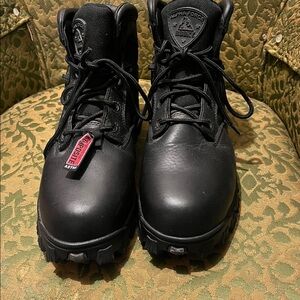 Rocky Alpha Force: Zipper & Waterproof Boot